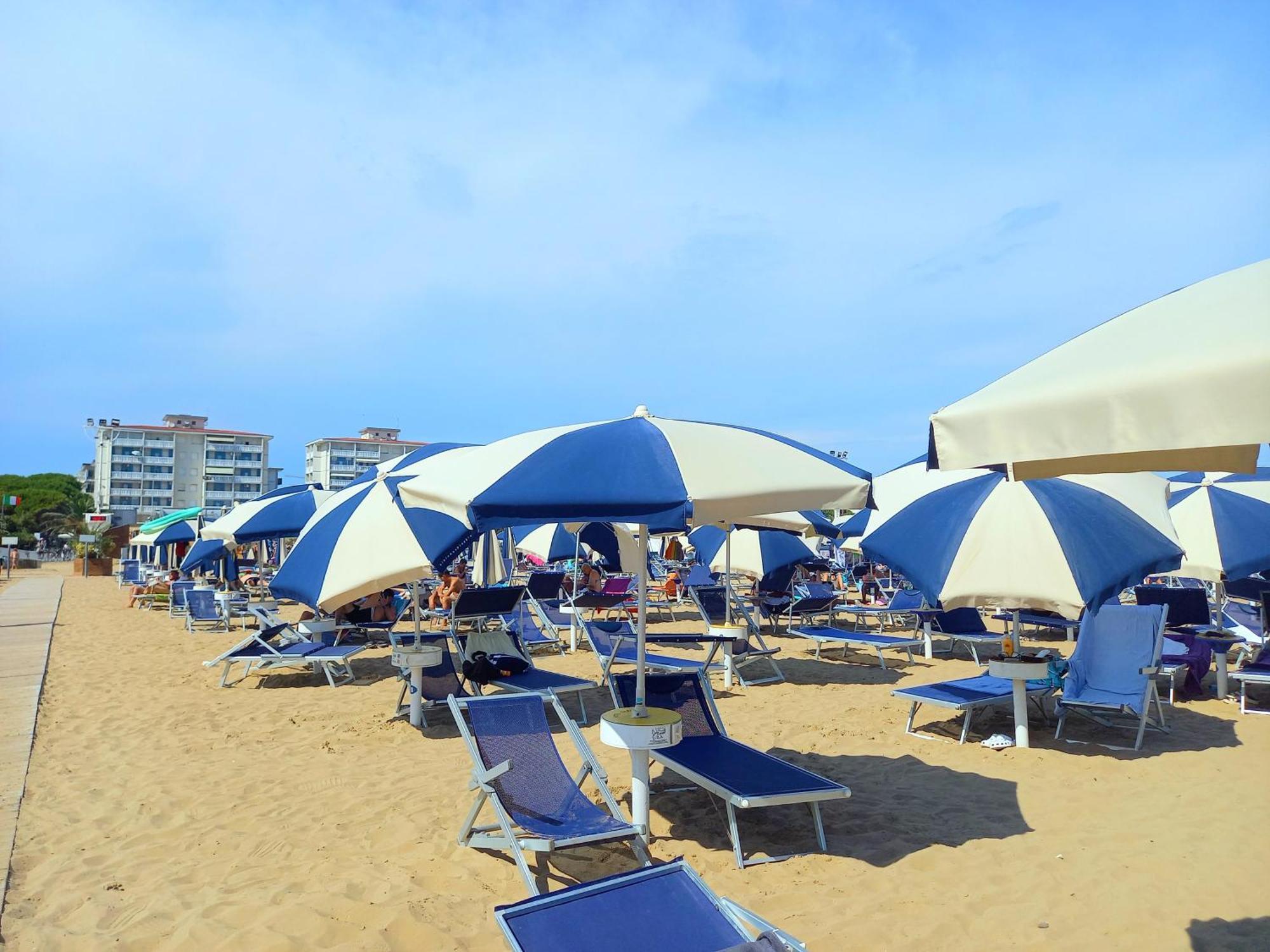 Apartment Giulio's - Beachfront