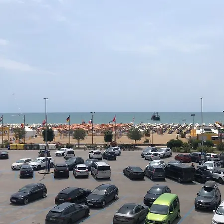 Giulio'S Apartment Bibione Exterior photo